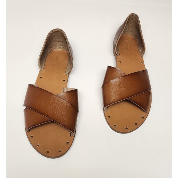 Universal Thread Shoes - Universal Thread Target Caramel Brown Flat D'Orsay  Sandals Size 8